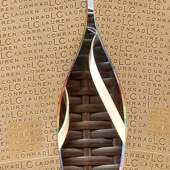 SIZE 9 PRIDE SANDALS RAINBOW FLIP FLOPS WHITE STRAPS FLAT SLIP ON SANDALS STRIPE - Picture 7 of 8